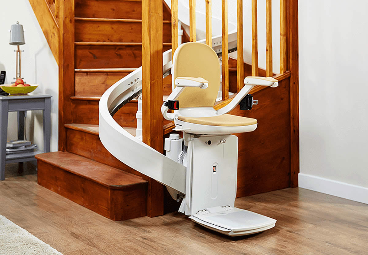 180-stairlift-moving.jpg